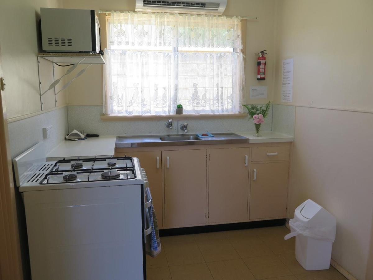 Вілла Jurien Beachfront Holiday Units Джурін-Бей Екстер'єр фото